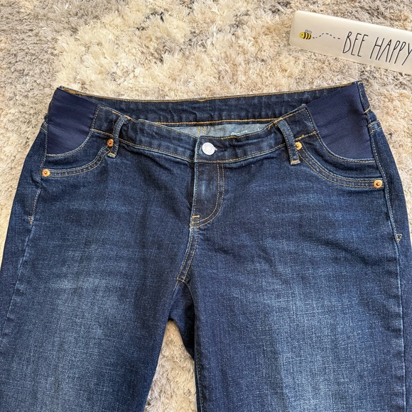 GAP Maternity Best Girlfriend Jeans in Dark Indigo Blue - Picture 5 of 10